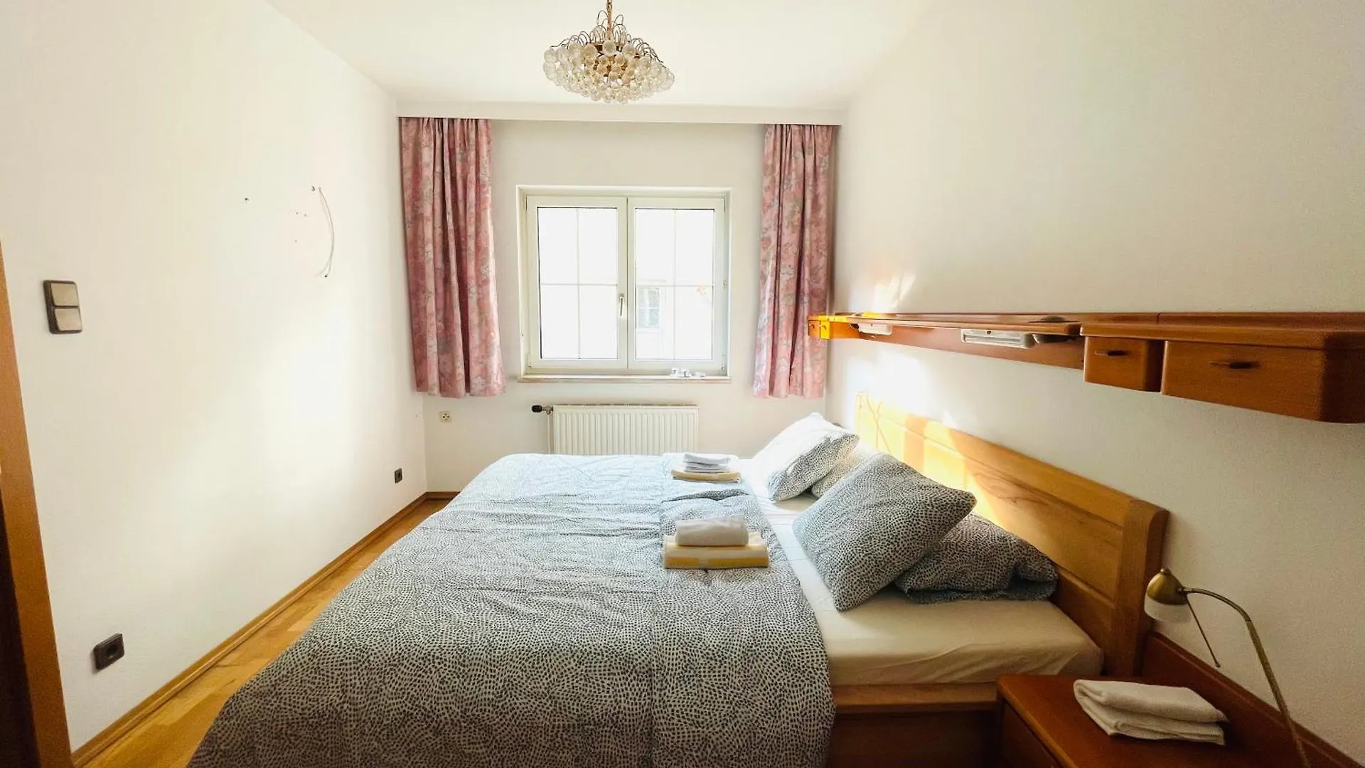 E&C Pension Rooms Vienna 0*,  Austria